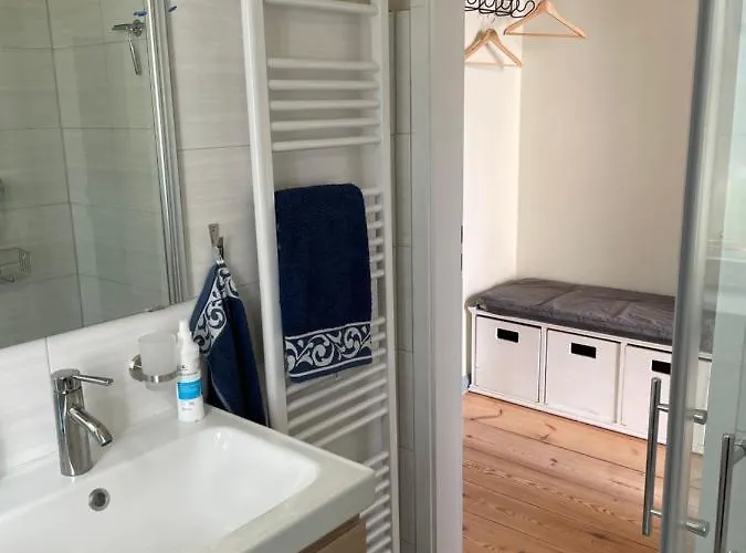 An Der Stadtvilla ריינסברג